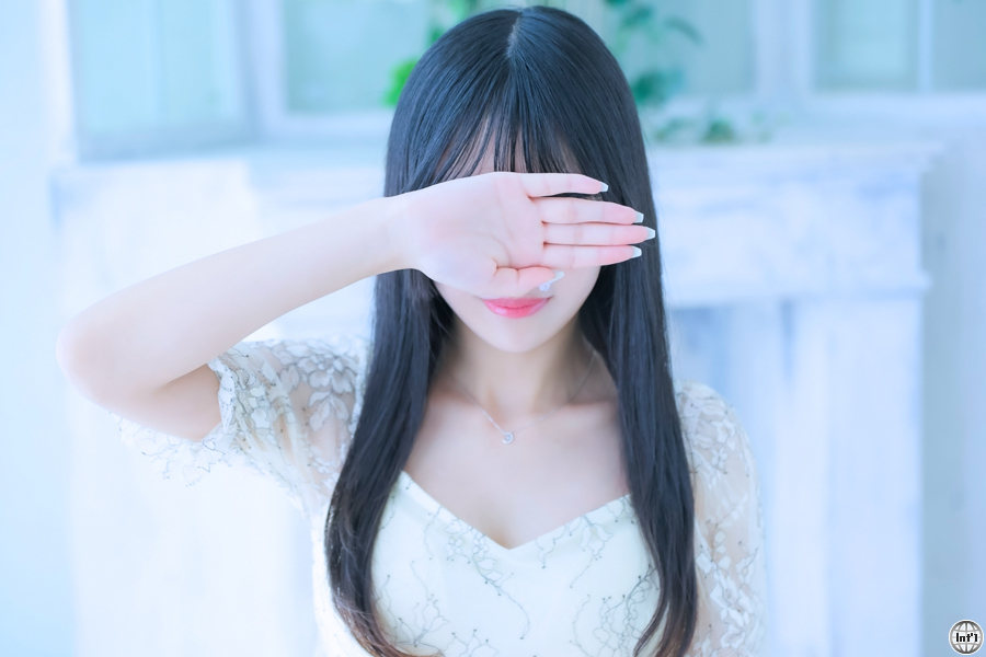 名古屋風俗デリヘル 新人・佳音(カノン) 写真
