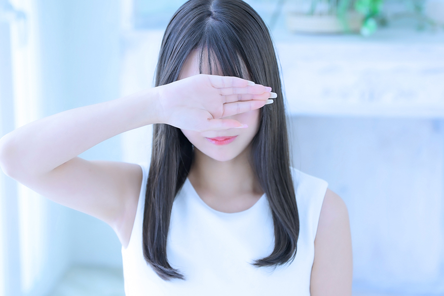 名古屋風俗デリヘル 新人・李子(リコ) 写真