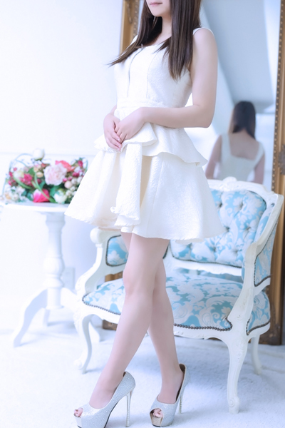 名古屋風俗デリヘル 新人・奈緒(ナオ) 写真